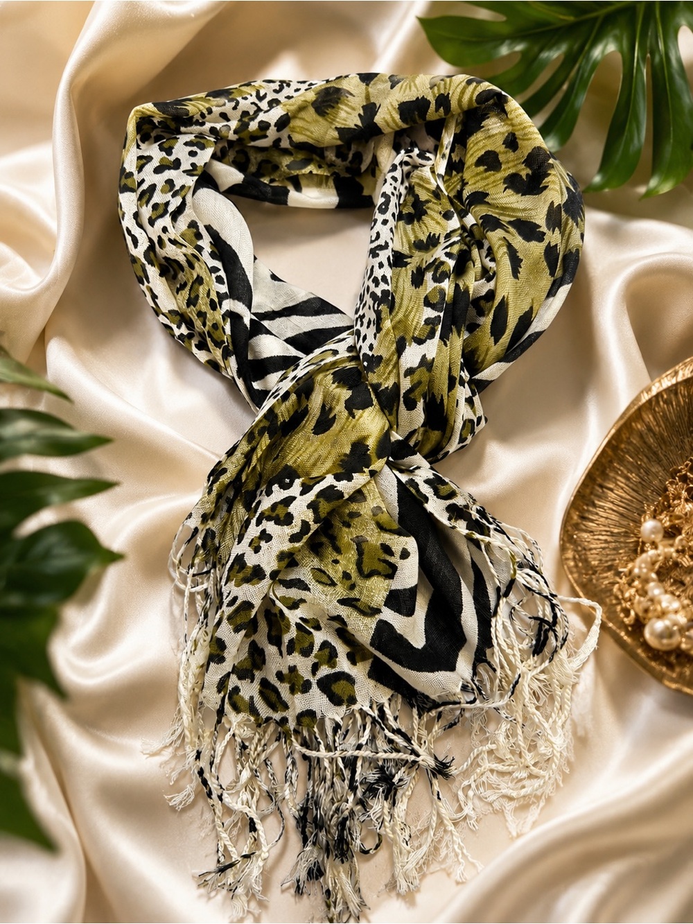 🆕Fall TransitionOlive & Black Animal Print Scarf - Lightweight Women's Accessory